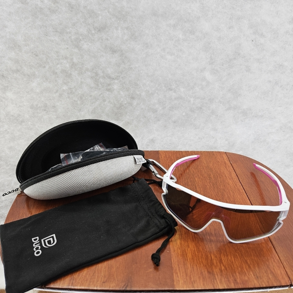 DUCO Kids Sports Youth Lightweight Frame UV Polarized Sunglasses White &‎ Pink